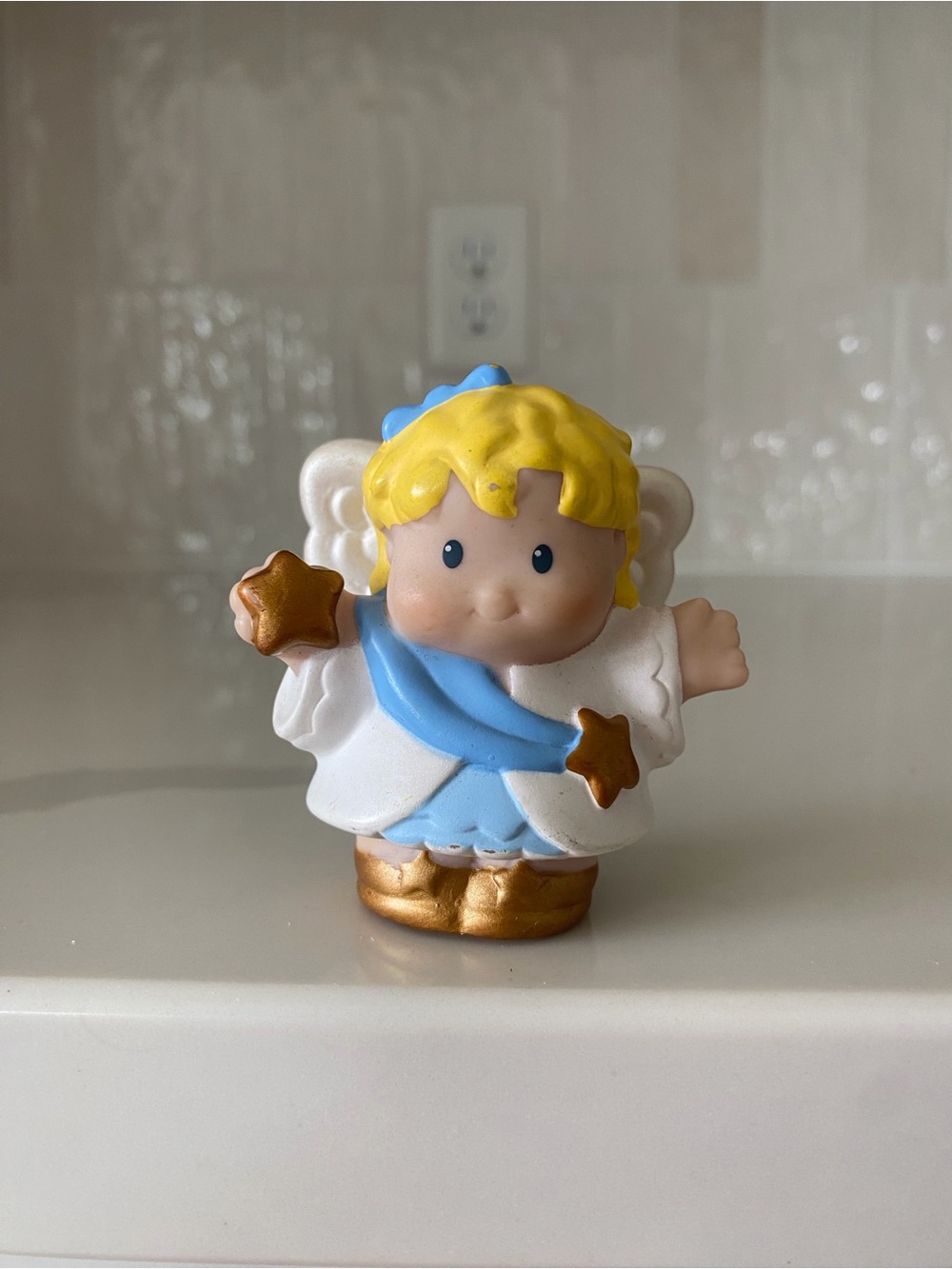 Fisher-Price Mattel Little People Angel Nativity Figurine 2006 y2k